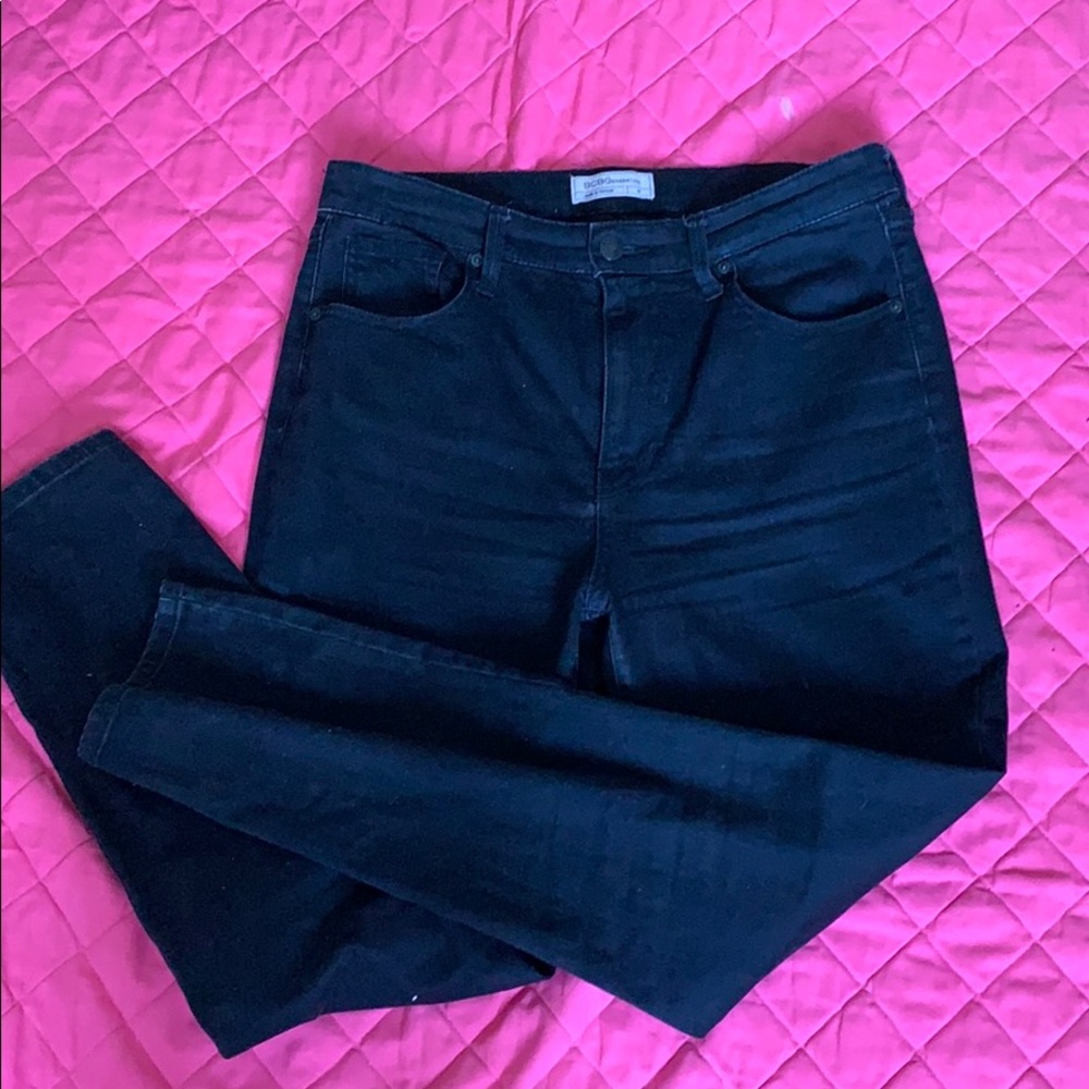 Comfy black BCBG jeans.